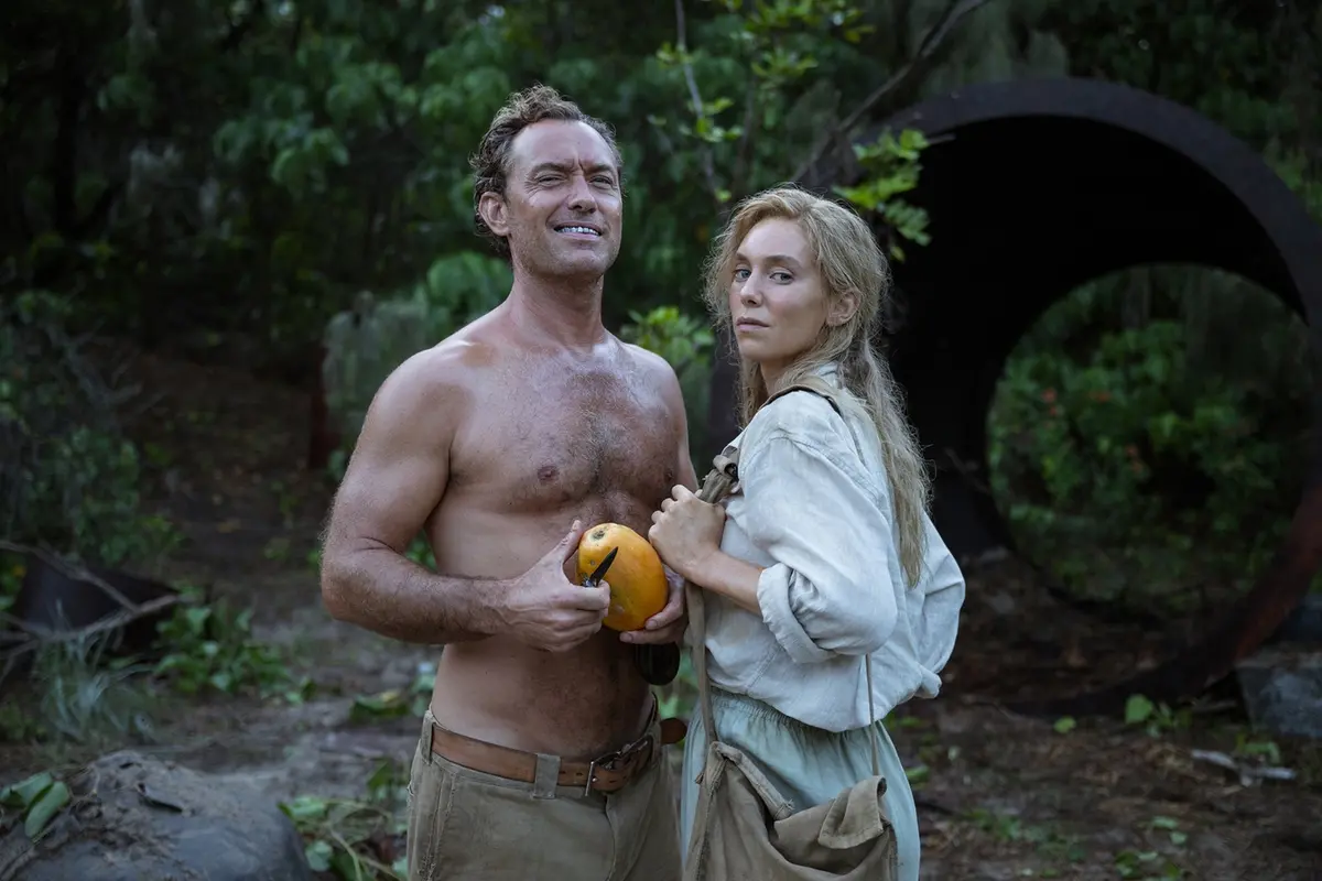 -Jude Law e Vanessa Kirby in Eden, @Jasin Boland , Jasin Boland