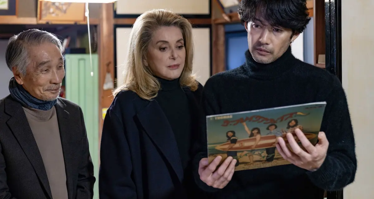 Spirit World, Catherine Deneuve in trasferta nipponica per il dramma fantasy di Eric Khoo. In concorso alla Festa di Roma