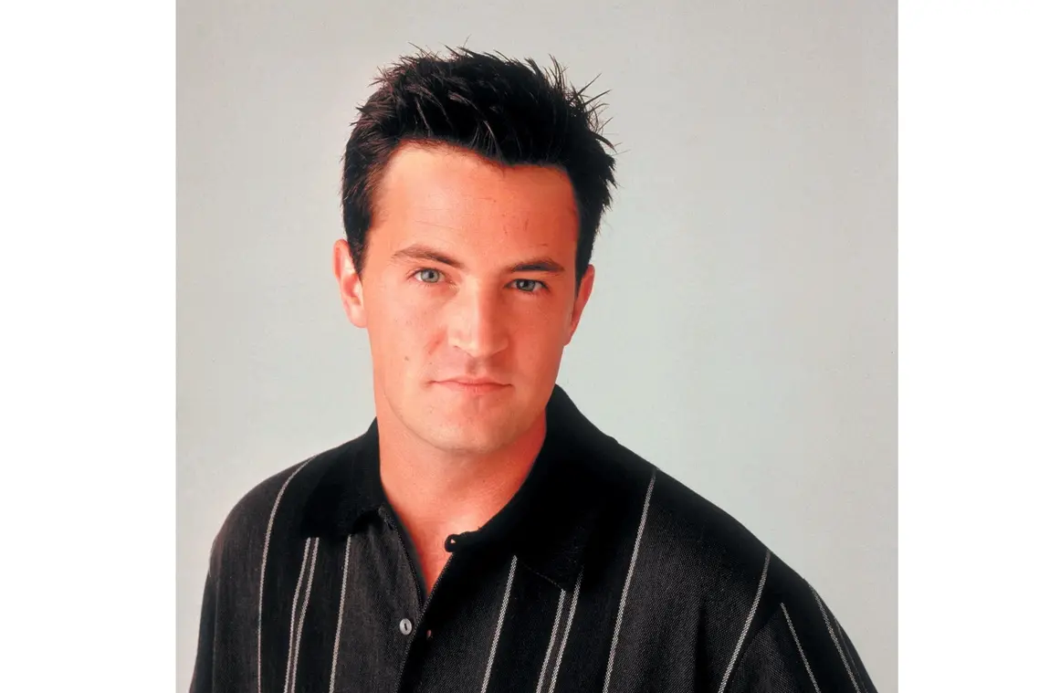 È morto Matthew Perry, il Chandler di Friends