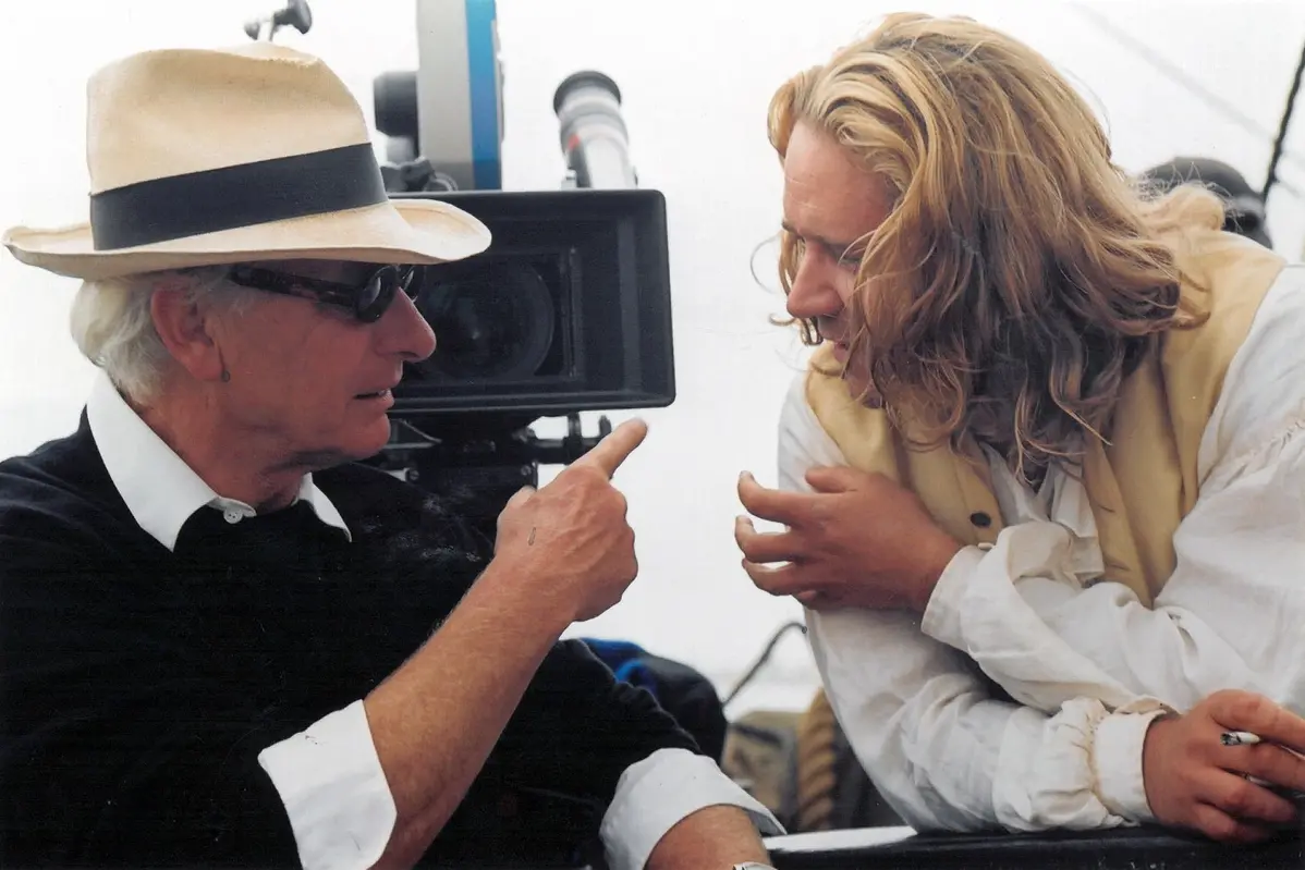 Peter Weir e Russell Crowe sul set di Master and Commander