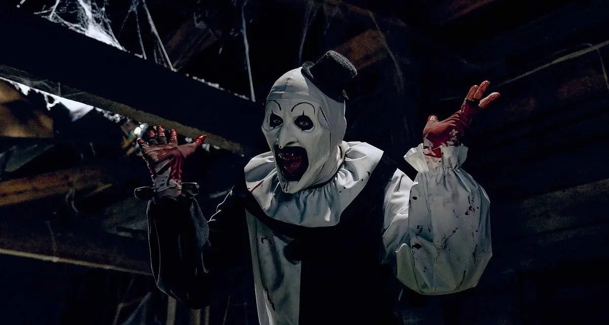 Terrifier 3, un'idea di orrore sadica e compiaciuta per la saga di Art the Clown