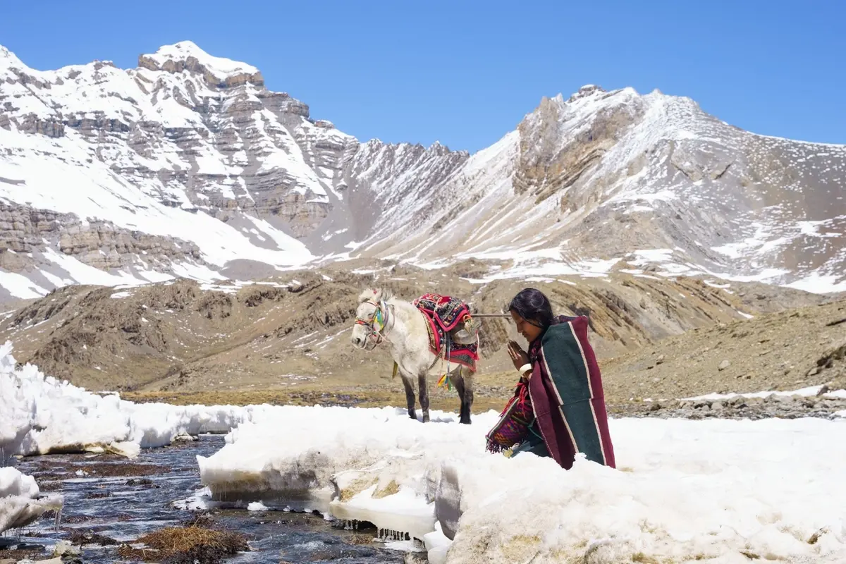 Thinley Lhamo in Shambhala di Min Bahadur Bham