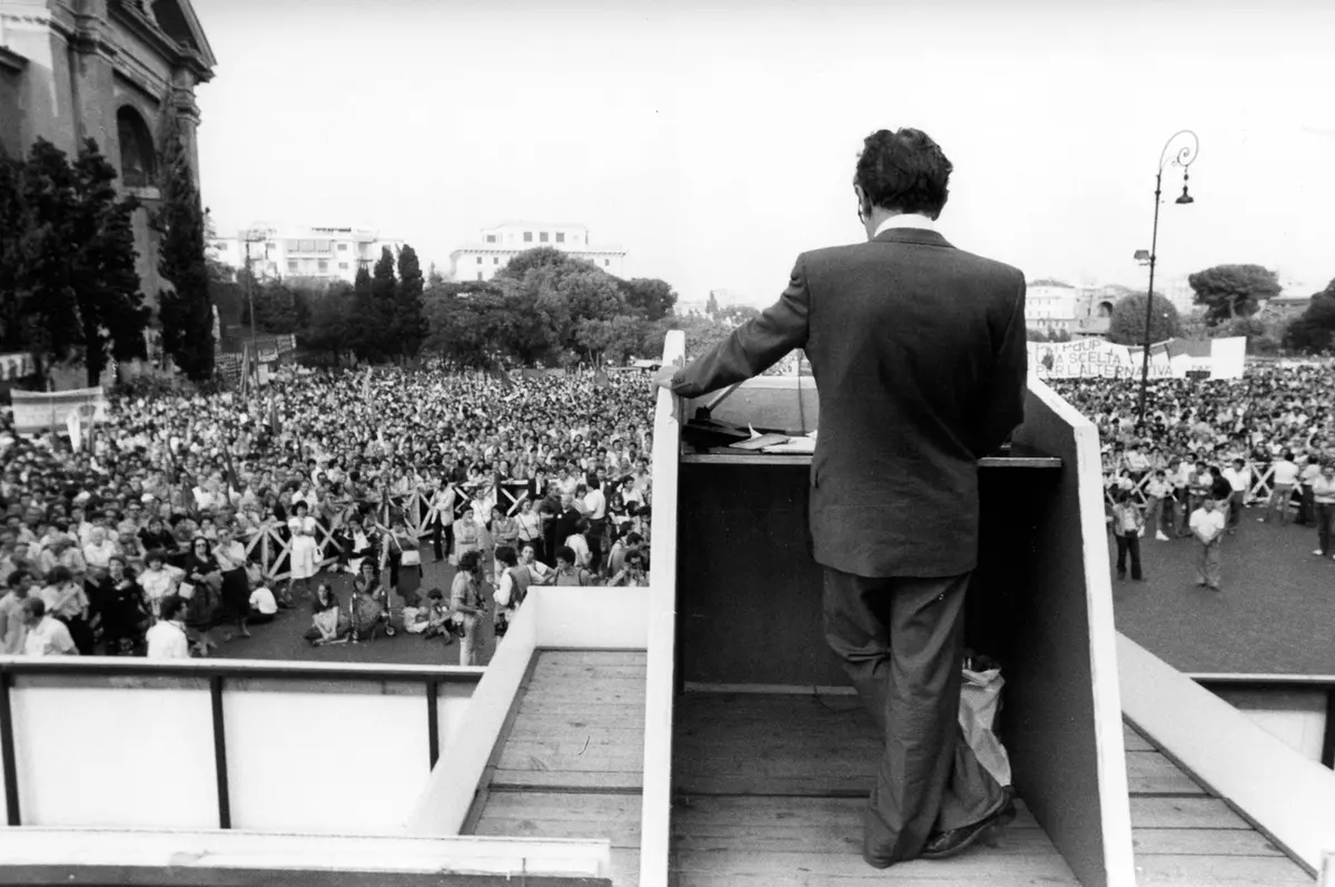 26/06/1983 Roma, Piazza San Giovanni, chiusura della campagna elettorale del PCI, nella foto il segretario Enrico Berlinguer