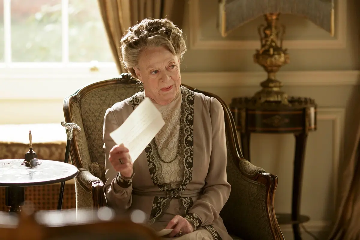 Maggie Smith in Downton Abbey - Carnival Films / WEBPHOTO