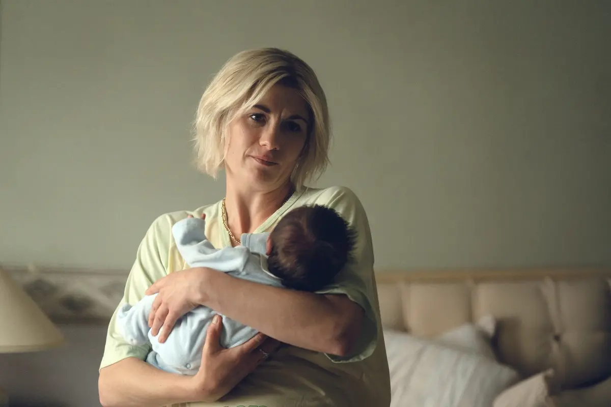 Jodie Whittaker in Toxic Town - Credit Matthew Towers \\u00A9 2024 Netflix, Inc. , Matthew Towers/Netflix