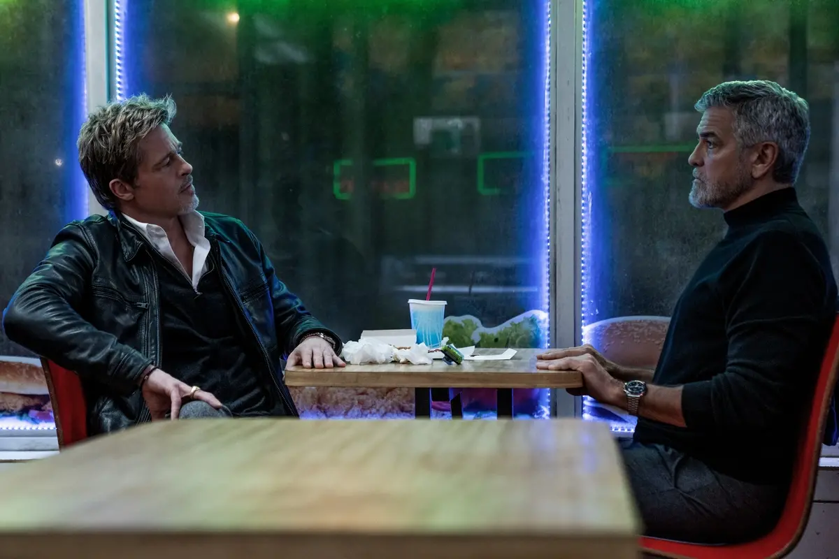 Brad Pitt e George Clooney in Wolfs