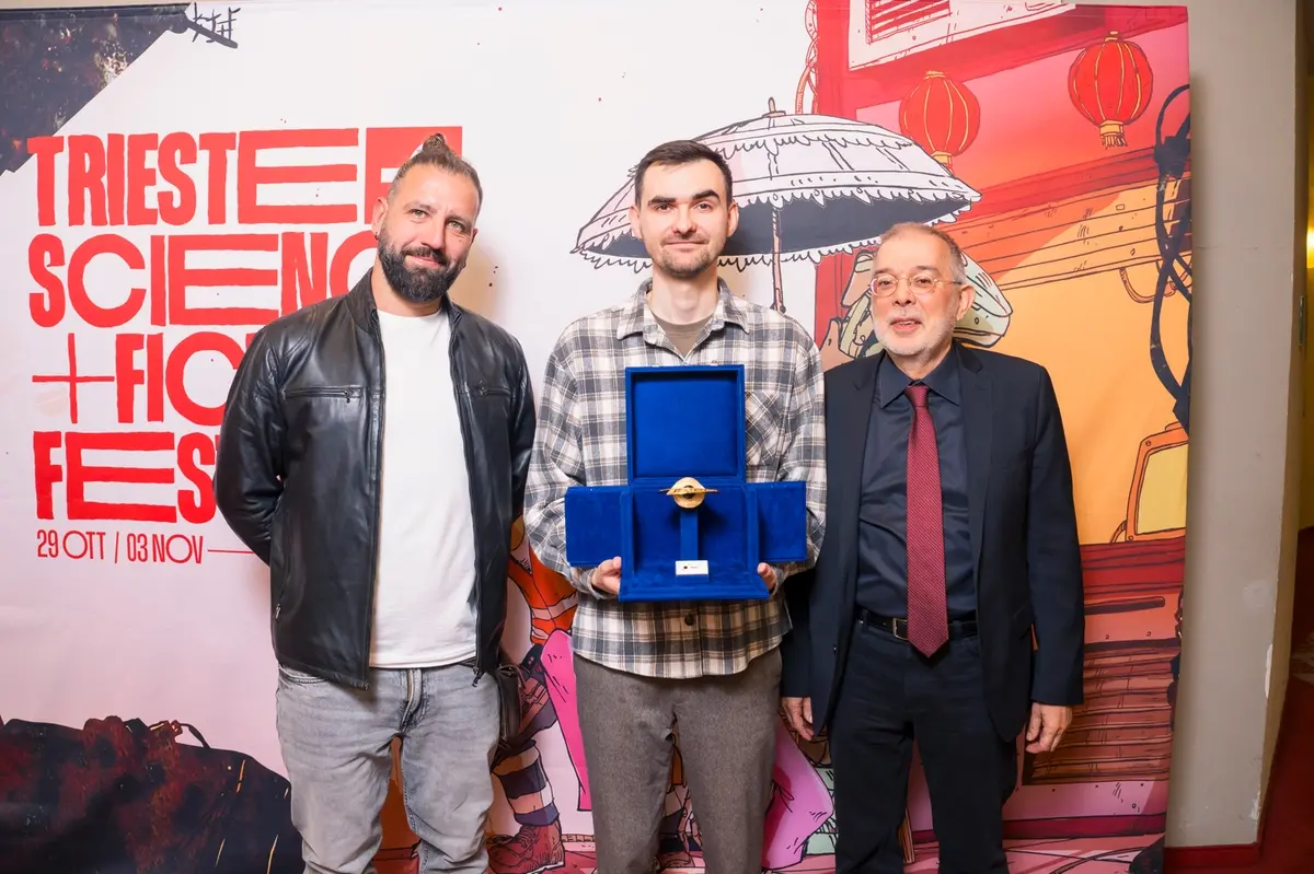 Il premio a Pavlo Ostrikov, @Francesco Chiot