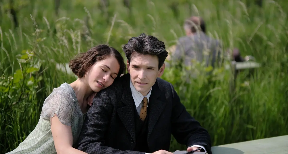 L’amore secondo Kafka, un biopic attendibile e grazioso ma anche scolastico