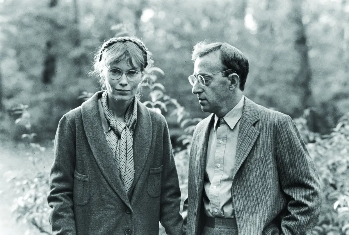 Mia Ferrow e Woody Allen in \\\"Zelig\\\" (1983), credits Webphoto